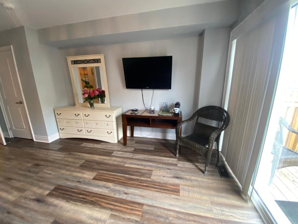 2 Bedroom With 2 Ensuites Unit In Richmond Hill Εξωτερικό φωτογραφία