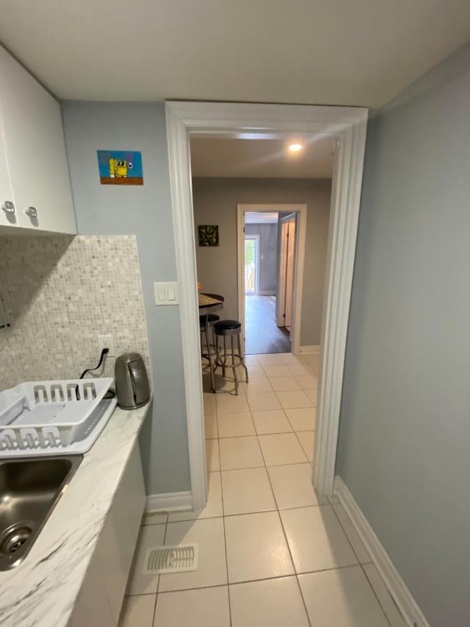 2 Bedroom With 2 Ensuites Unit In Richmond Hill Εξωτερικό φωτογραφία
