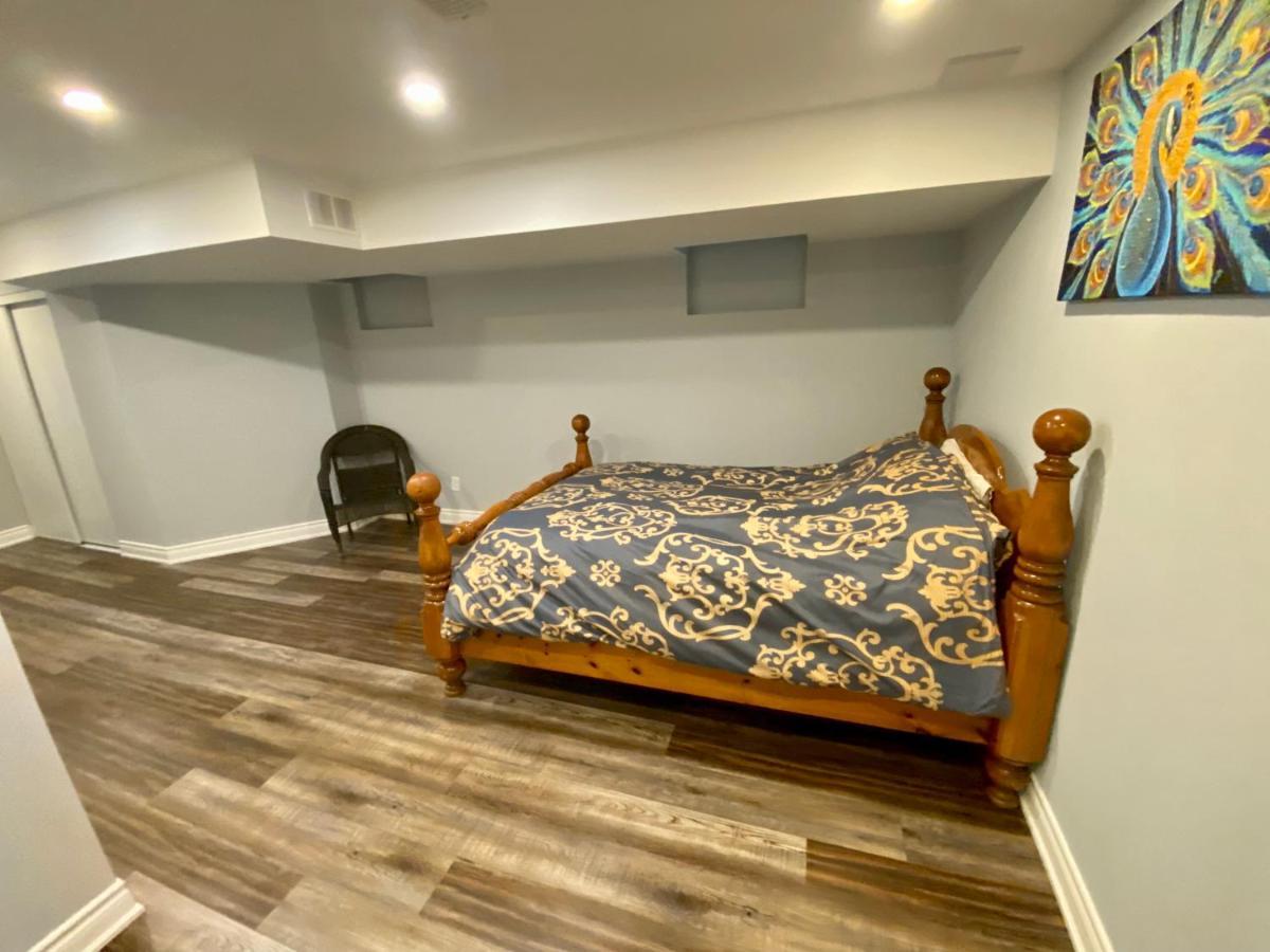2 Bedroom With 2 Ensuites Unit In Richmond Hill Εξωτερικό φωτογραφία