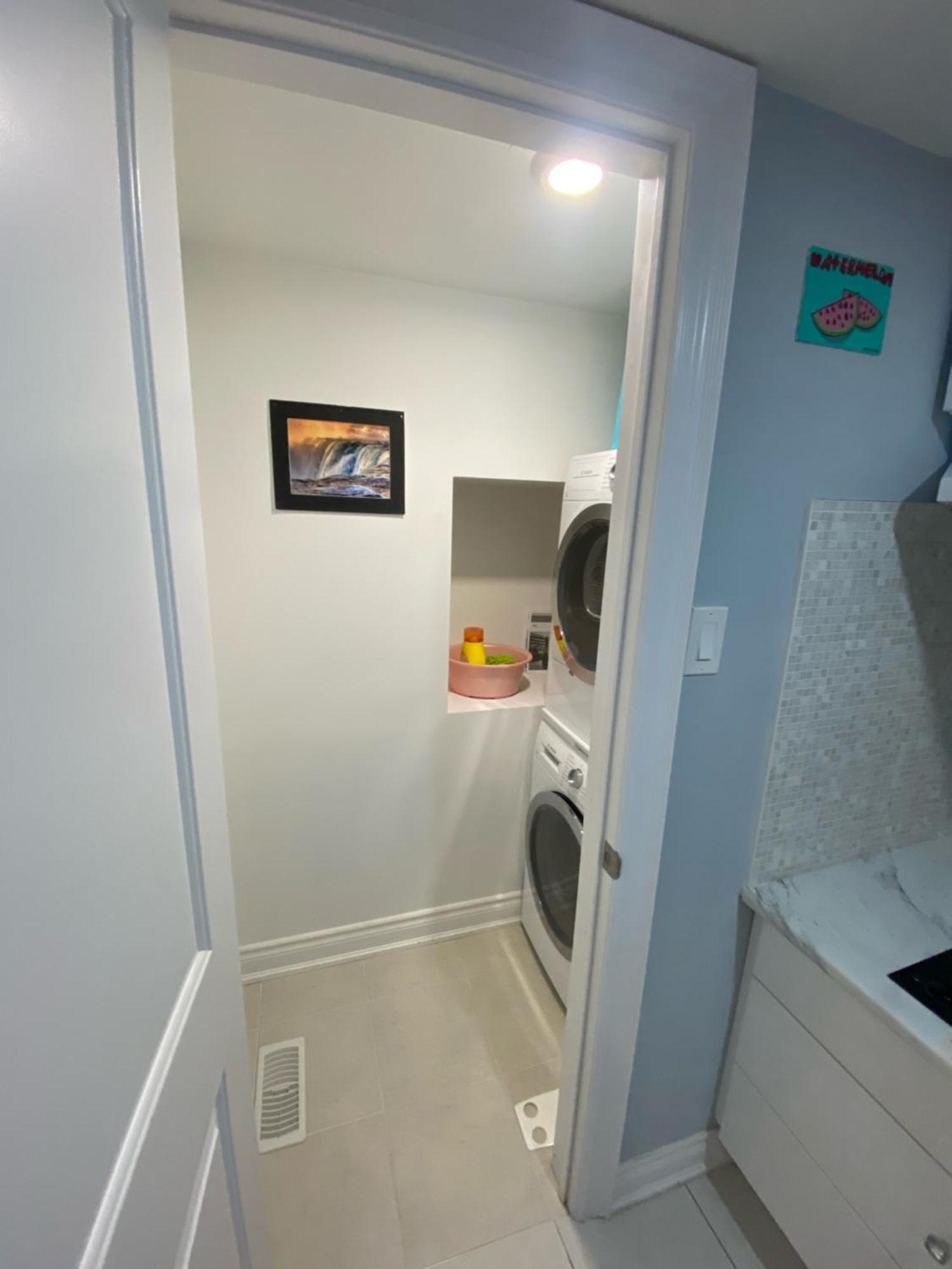 2 Bedroom With 2 Ensuites Unit In Richmond Hill Εξωτερικό φωτογραφία