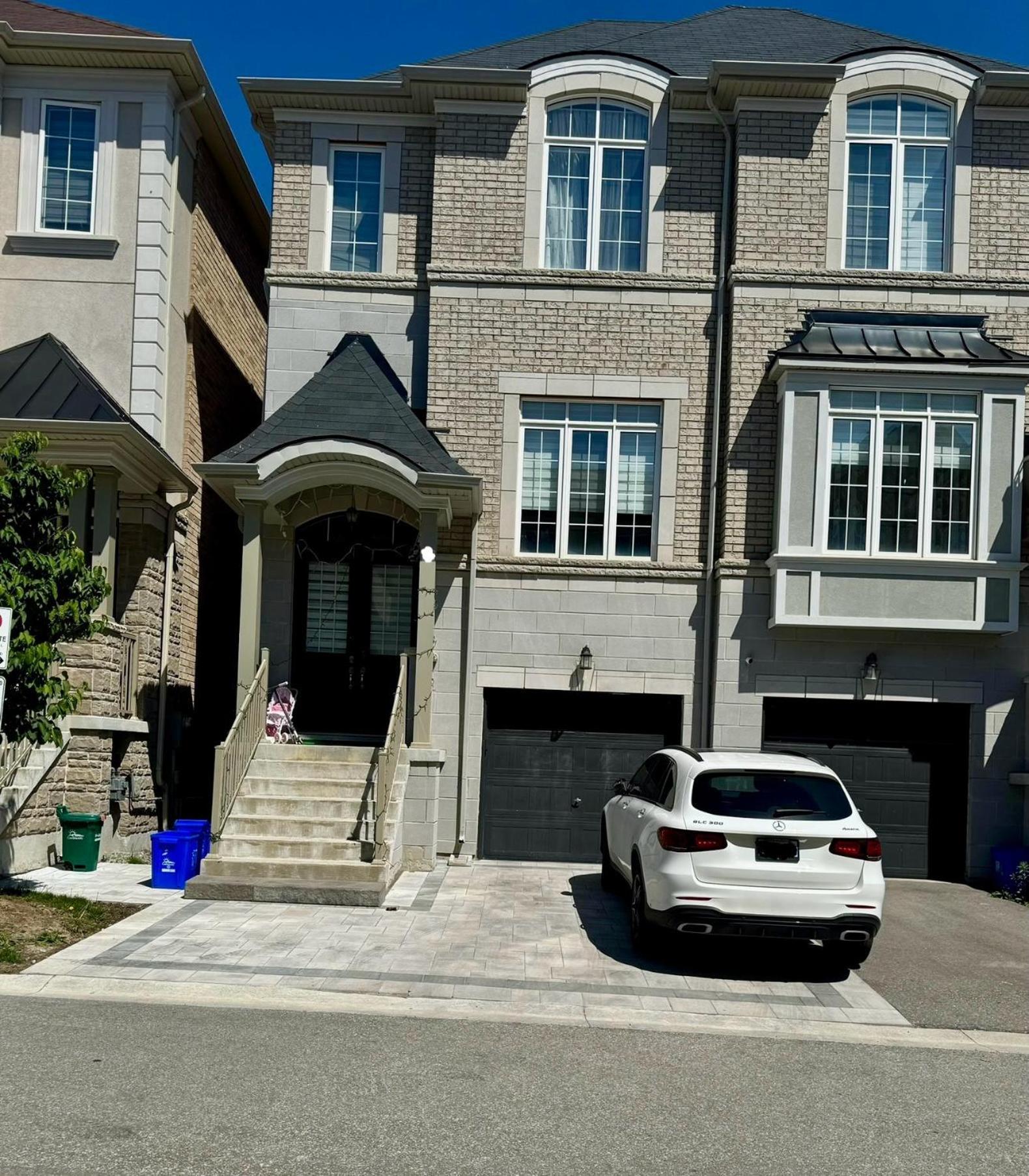 2 Bedroom With 2 Ensuites Unit In Richmond Hill Εξωτερικό φωτογραφία